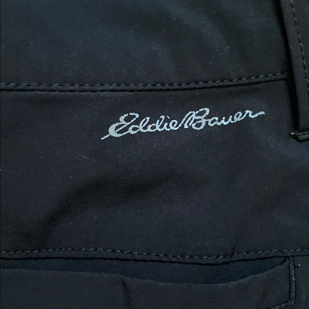 Eddie Bauer  women Dark Cargo Pants - Picture 4 of 8
